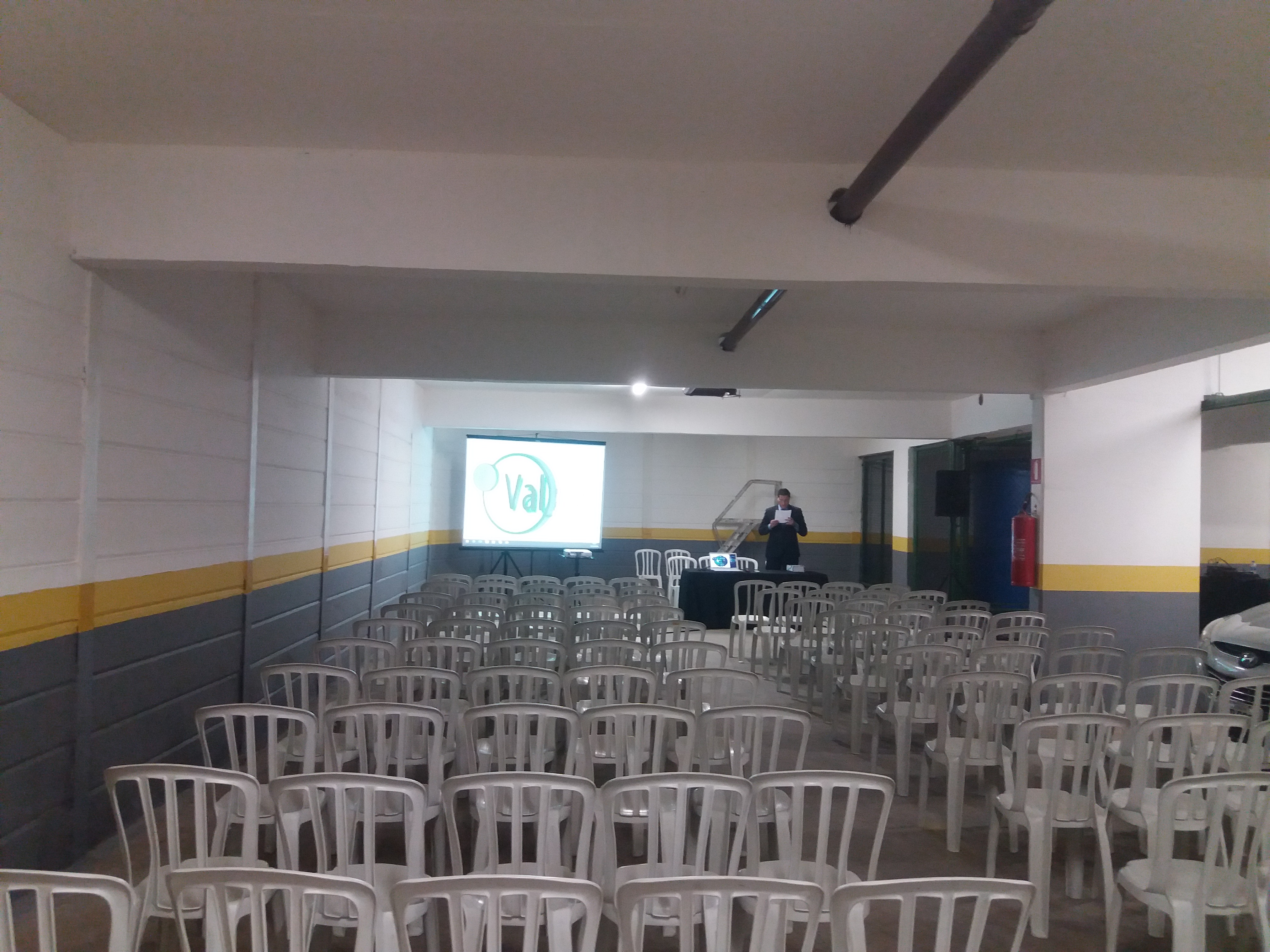 Sonorização, Projeção e gravação e áudio Assembleia condomínios.