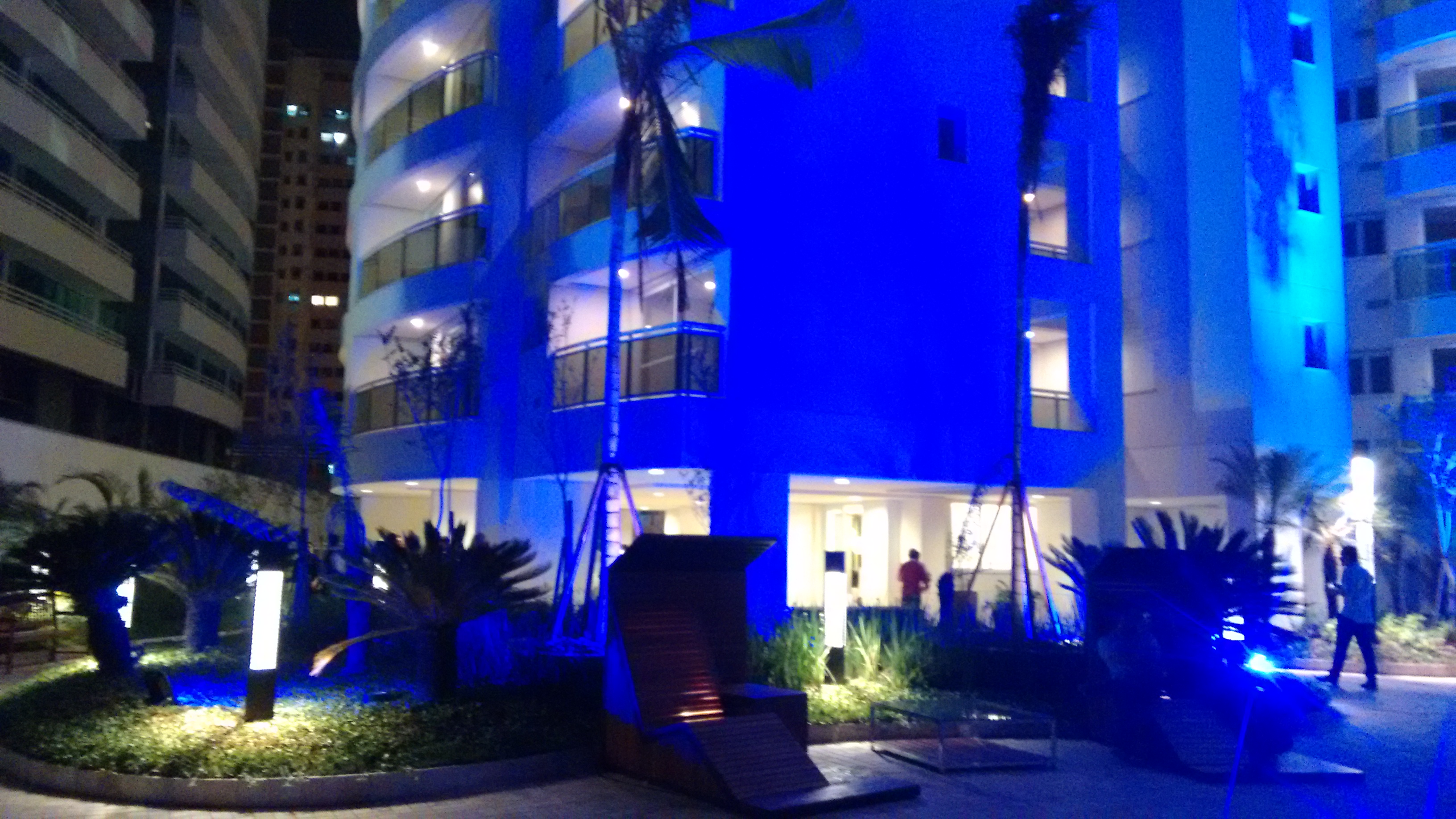 Sonorização, Projeção, Iluminações Cênicas Lançamento e Assembleia condomínio.